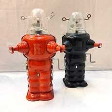 發條玩具 鐵皮玩具 消防員 雙色手搖機器人 古早味 收藏 復古 懷舊 老玩具 贈禮 交換禮物 聖誕禮物 生日禮物, 手搖機器人（紅）, 1個