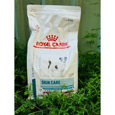 法國皇家Royal 犬用SKS25小型犬皮膚加護處方，呵護敏感皮膚，獸醫推薦, 1個, 4KG, 4kg, 皮膚/毛髮改善