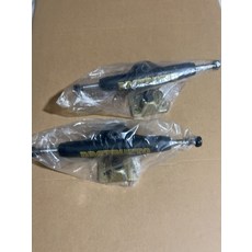 DESTRUCTO 雙空支架 139 適用 8.0 板面 雙空 全新未拆封, 如圖所示, 1個