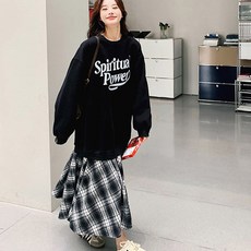 ORZQU 가을 여성 루즈핏 체크 패치 맨투맨 스커트 빅사이즈 맨투맨 원피스