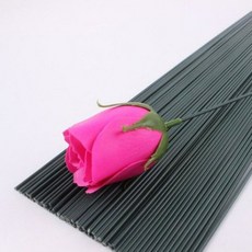 香皂花杆（綠鐵絲）滿額贈，提供10顆及50顆以上不同大小選擇，每朵贈送一枝花杆，方便花束造型。, 1個