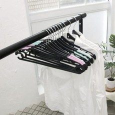 [교보문고] 서울리빙 회전 옷걸이 50P 목늘어남방지 논슬립 공간활용옷걸이, 블랙-그레이, 상세 설명 참조, 옵션:블랙-그레이