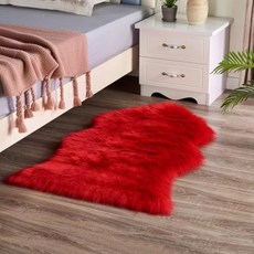 ZuTKekon 인조 모피 양가죽 좁은 부분 러그 의자 커버 시트 패드 플러시 홈 데코 카펫 61.4 x 91.4cm(2 3피트) 고급스러운 울 발 매트 러그 침실 거실 어린, 레드