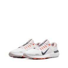 나이키 프리 골드 스니커즈