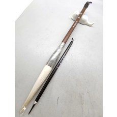 80年代 長鋒老毛筆 一支 鐵柱細光峰純羊毫 牛角頂 出峰9.15釐米 口徑12.5毫米, 1個, 參考詳情頁