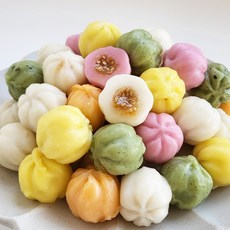 [땅콩이네] 국산쌀 100% 굳지않는 오색꿀떡 2kg (1kgx2봉) / 쫄깃한 떡 지퍼백 포장, 1개, 꿀맛