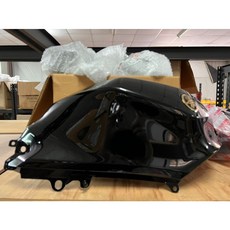 YAMAHA YZF155 V4 油箱蓋 MONSTER BCW-XF412-00-P4 R15V4 摩托車改裝配件, 1個, BCW-XF412-00-P4左