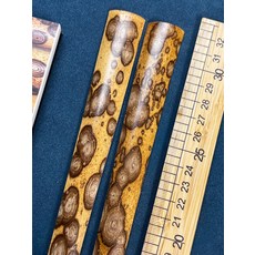 湖南九疑山老梅鹿竹 摺扇大骨料, 如圖所示, 1個