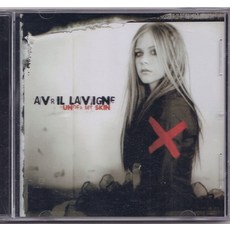 艾薇兒 Under My Skin CD, 如圖所示