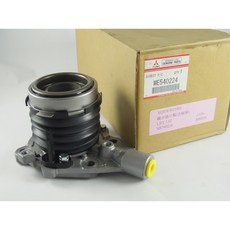 FUSO堅達3.5頓五期離合器分幫(含軸承) LIFT 2013年5月 日本三菱原廠 ME540224