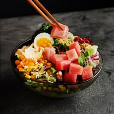 튜나바이브 프리미엄 눈다랑어 큐브 200g 최고급 냉동 참치회 유럽수출 다이어트식 건강식 샐러드 포케 덮밥, 1개