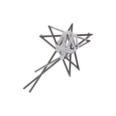 로레나안토니아치 장식 브로치