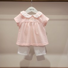 [아가방]강남점*왕관패턴의 부드러운 자가드 소재로 고급스러움을 더한 상하복