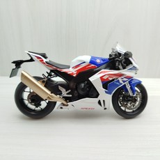HONDA 本田 CBR 1000RR-R 聲光模型車 1:12 仿真比例 精緻收藏, 1個
