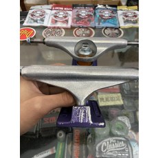 independent 因地 indy 滑板進口雙空橋 尺寸144 PU無磨損, 如圖所示, 1個