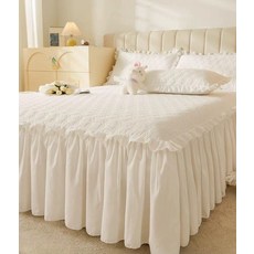 화이트 침대스커트 레이스 베드 유럽풍 펜션 이불커버 시트 카바 침실 인테리어 침구