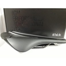 『時尚單車』Fizik ARIONE R3 VERSUS EVO K:IUM弓 自行車 座墊, 1個, L/229g/142MM