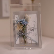 DAY OFF母親節康乃馨手工卡片禮盒：燙金乾燥花永生花發光設計, 1個, 藍色康乃馨(灰卡),加購浪漫燈串(附禮盒)