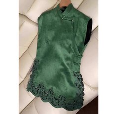 新中式国风上衣2025夏季新款今年流行爆款高级感超漂亮绿色背心女