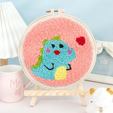 【超繪玩】戳戳繡毛綫繡針材料包 兒童學生課活動裝飾畫, 愛心恐龍—送戳筆+支架 （材料包）⚑⚑, 1個