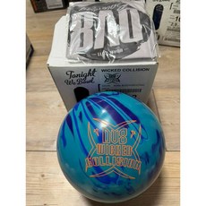 DV8 Wicked Collision 保齡球, 1個, 15