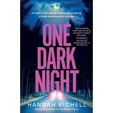 (英文圖書)One Dark Night 平裝版, Simon & Schuster, 英文