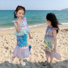 愛北鼻 台灣現貨 萬聖節 美人魚連身裙 送包包 項鍊 變裝服 表演服 小公主必備 超可愛連身裙