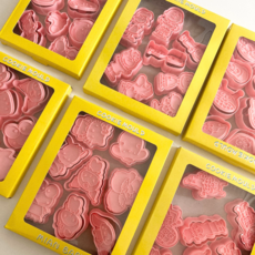 산리오 정품 피카츄 산리오 쿠키틀 과일커터 도시락 피크닉 남자친구 도시락 쿠키틀 쿠키커터 모양틀 야채과일틀키티피카츄 마멜 폼폼푸린 스누피포켓몬호빵맨 피카츄 포켓몬, 1개, 호빵맨 얼굴 쿠키커터