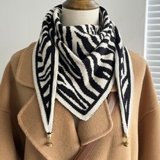 精選暢銷三角圍巾女交叉穿洞磁吸扣毛綫針織冬季防寒保暖圍脖百搭洋氣方巾