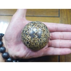 泰國龍宮舍利財舍利球326g 直徑63mm SAMROIYOD山脈能量礦石 編號109