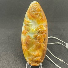 翡翠山水牌：天然翡翠，中國風山水畫，精雕細琢，平安吉祥