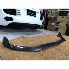 JH GROUP MOTOR BENZ W205 C63 B款 碳纖維單層前下巴, 1個