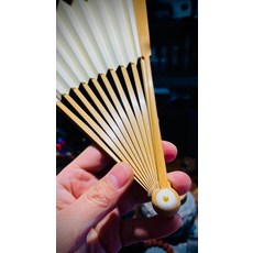 蘇工名家 餘學祥 和尚頭文玩玉竹摺扇子, 如圖所示, 1個