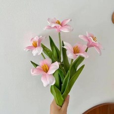 油畫風鬱金香仿真花藝裝飾擺設，附花瓶, 1個, 綻放鬱金香奶粉色5支