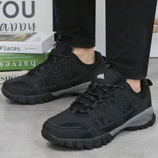 SSOOSS男款防滑登山鞋工作鞋男款運動鞋 RT7M32