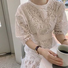 펀칭원피스 여성스러운 여성옷 단아한 스타일 원피스