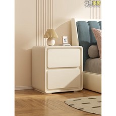 奶油風床頭櫃 簡約現代小型實木床頭櫃 皮質臥室床邊櫃 邊櫃 側櫃 儲物櫃 置物架, 1個, 咖啡色（特級落葉松打造）,50x40x50cm