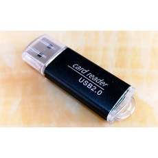 亮彩讀卡器 金屬外殼高速2.0記憶卡讀卡器 TF卡/MICROSD卡/手機內存卡 台灣12H出貨, 1個, 雙面板 真U頭-黑色
