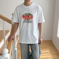 나이키 에어맥스 푸츄라 그래픽 반팔 티셔츠