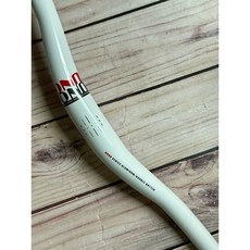 TTH 火雞 UNO 鋁合金 6000 小彎把手 彎把 車手把 烤漆白 31.8MM X 620MM 台灣製 MIT, 1個