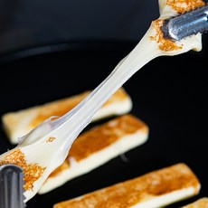 [산아푸드] 식당 선호도 1위 덴마크 구워먹는치즈 240g 1팩 캠핑 아이간식, 1개