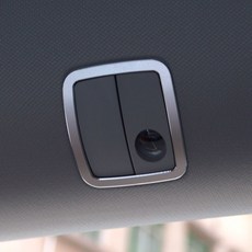 TESLA MODEL 3/Y 閱讀燈鋁合金裝飾外框，專車定制，提升內飾質感，防刮耐磨