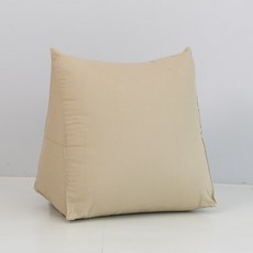 Chanmi Design 三角靠墊, 淺褐色的
