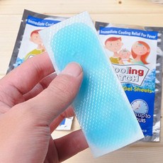 즉각 쿨링 발열패드 열내림 두통완화 온가족 사용 여름용품 쿨링패치 단체