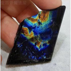 【土桑展精選寶物】芬蘭光譜石拋光原礦190723-3 將更多光帶進目前生活, 1個