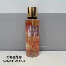 Victoria's Secret 香氛噴霧 250ml, 1個, 天鵝絨花瓣Velvet Petals