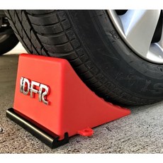 圓夢工廠 MAN 德曼 曳引車 貨卡 巴士 TGS TGX TGM 4X2 6X2 6X4 車擋 輪擋 輪胎擋 大款 紅色, 1個, 大款 紅色1入