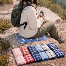 더해피 휴대용 접이식 1인용 등산방석 콘서트 야구장 낚시 방석 업소용