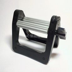 《NC髮品福利社》染膏擠壓器, 1個, 擠染器