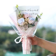 【台灣出貨】生日礼物 玫瑰永生花 满天星仿真花束 毕业禮物 送男女友禮物 告白情人节 儀式感 上佳禮物, 3朵*伊莎貝拉小花束+（無手提袋燈串）